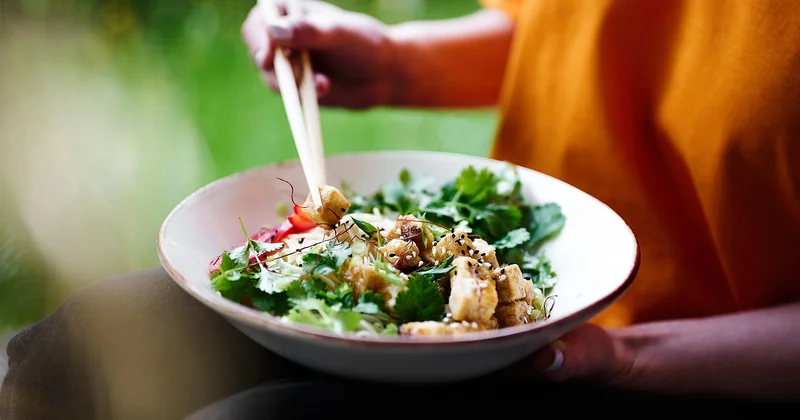 La méthode du tofu croustillant, sans friteuse